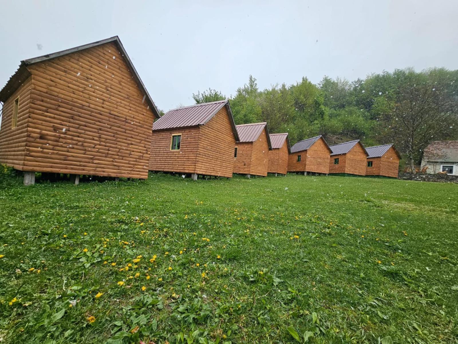 Bujtina Zemra Tradites Theth Rum bild